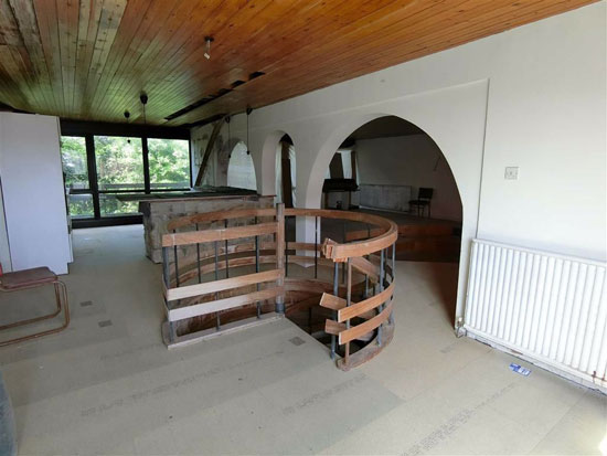 1970s modern renovation project in Almondbury, West Yorkshire