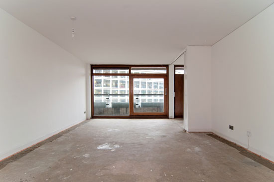 Barbican living: Apartment in Seddon House on the Barbican Estate, London EC2