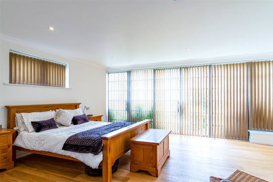 Apartment in the 1930s Manor Road Garage in East Preston, West Sussex