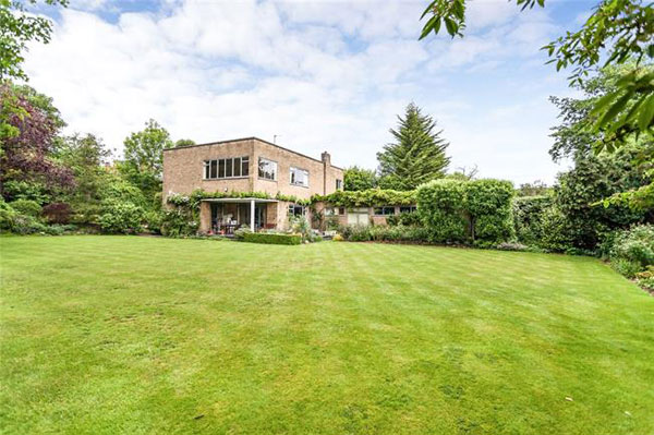 1930s Rudolf Frankel modernist property in Stanmore, Middlesex