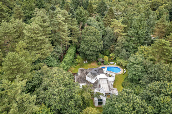 1970s David Shelley modern house in Ravenshead, Nottinghamshire