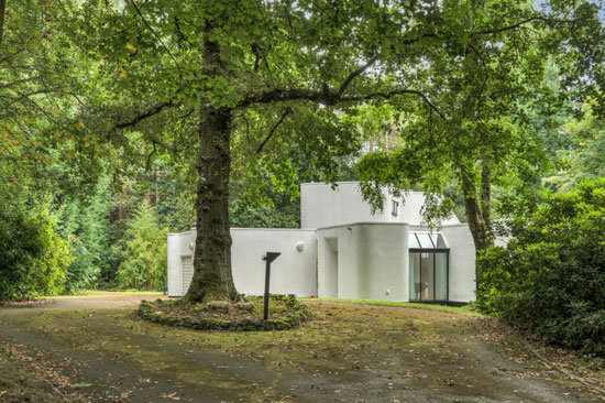1970s David Shelley modern house in Ravenshead, Nottinghamshire