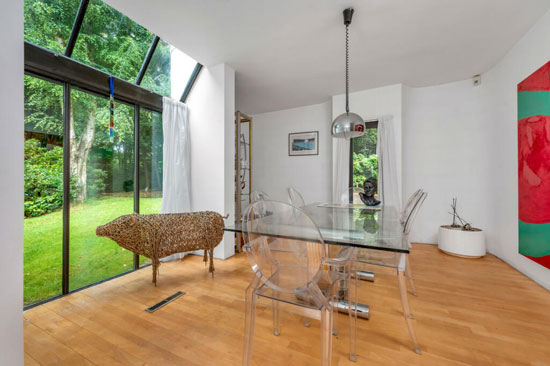 1970s David Shelley modern house in Ravenshead, Nottinghamshire
