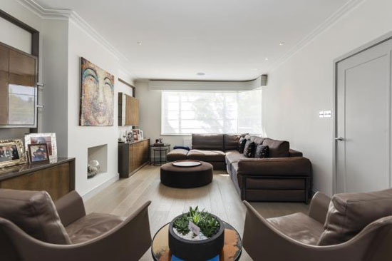 1930s grade II-listed art deco property in Lytton Close, London N2