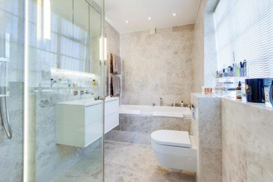 1930s grade II-listed art deco property in Lytton Close, London N2