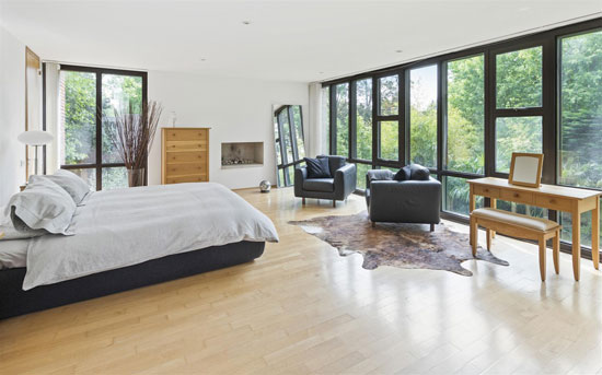 1970s Royston Summers lakeside modernist house in Esher, Surrey