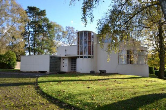 1930s Amyas Connell and Basil Ward-designed Usherwood art deco property in Abinger Hammer, near Dorking, Surrey