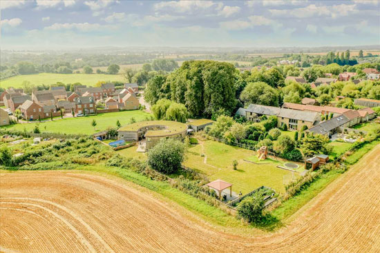 Grand Designs Roundhouse in Deanshanger, Buckinghamshire