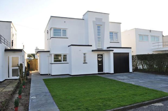 Three-bedroom 1930s art deco property in Frinton-On-Sea, Essex