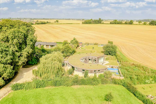 Grand Designs Roundhouse in Deanshanger, Buckinghamshire