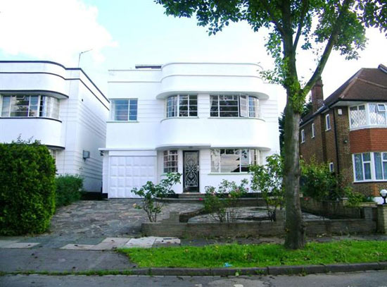 Four-bedroom 1930s art deco property in Southgate, London N14