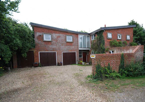 Francis Bacon’s 1960s four-bedroom house in Chieveley, Newbury, Berkshire