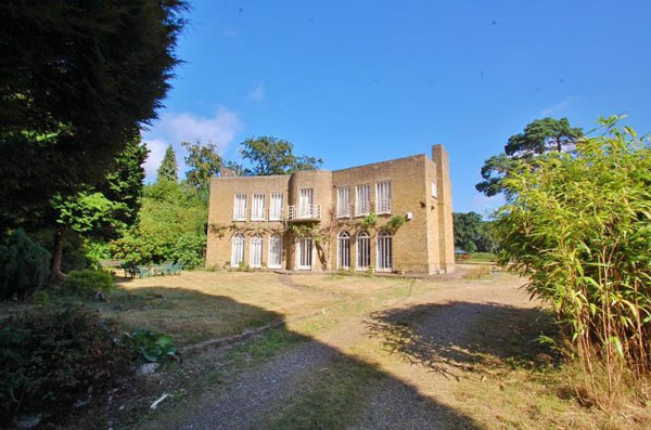 35. Art deco renovation project: 1930s four-bedroom property in Gerrards Cross, Buckinghamshire