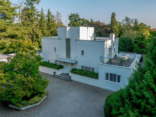 36. 1920s Thomas Tait modern house in Newbury, Berkshire