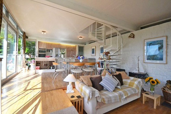 1960s Michael Newberry-designed modernist property in Falmouth, Cornwall