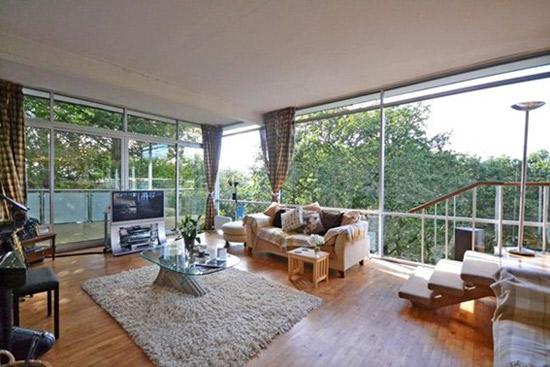 1960s Michael Newberry-designed modernist property in Falmouth, Cornwall