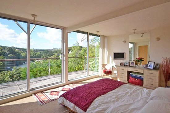 1960s Michael Newberry-designed modernist property in Falmouth, Cornwall