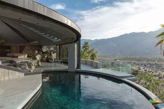 9. 1960s John Lautner-designed Elrod House in Palm Springs, California, USA