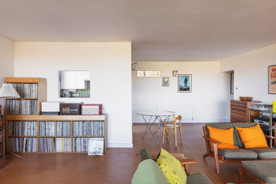 1960s midcentury modern apartment in Altior Court, London N6