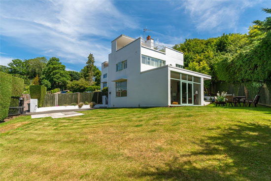 Connell and Ward’s First Sun House in Amersham, Buckinghamshire