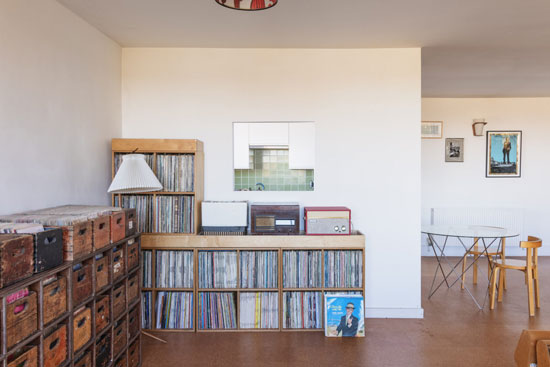 1960s midcentury modern apartment in Altior Court, London N6