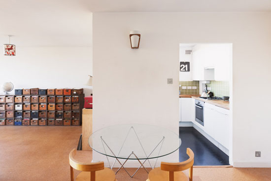1960s midcentury modern apartment in Altior Court, London N6
