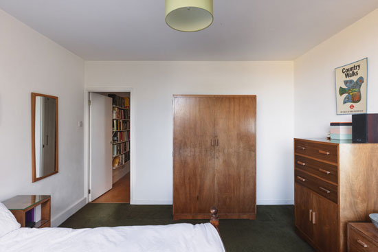 1960s midcentury modern apartment in Altior Court, London N6