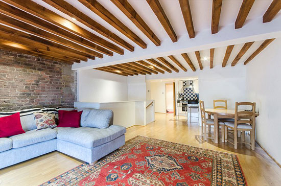 Apartment in the Aberdeen Wharf warehouse conversion, London E1W