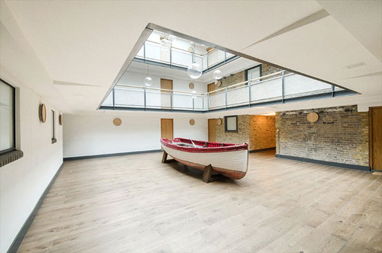 Apartment in the Aberdeen Wharf warehouse conversion, London E1W