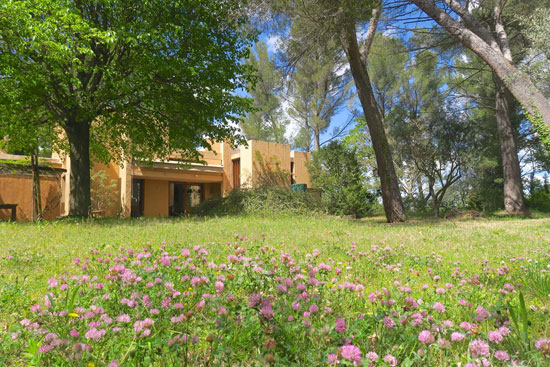 1960s Jean-Pierre Frapolli modern house near Aix-en-Provence, southern France