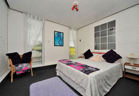 ab5 1970s four bedroom modernist property in Kilrenny, Potterton, Aberdeen