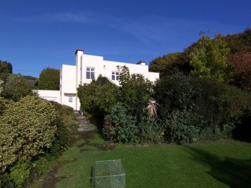 aber3 Six-bedroomed Nantmelyn art deco house in Llangawsai, Aberystwyth, Ceredigion, Wales