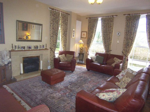 aber4 Six-bedroomed Nantmelyn art deco house in Llangawsai, Aberystwyth, Ceredigion, Wales