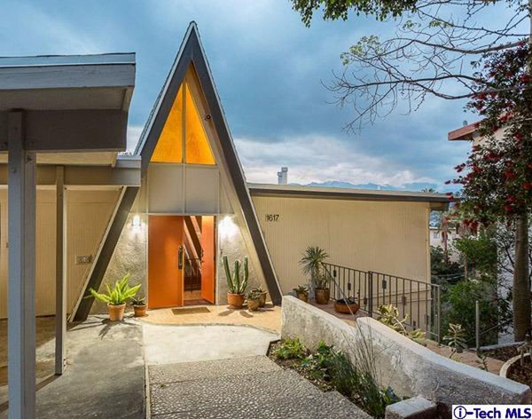1960s A-frame: Three-bedroom property in Los Angeles, California, USA