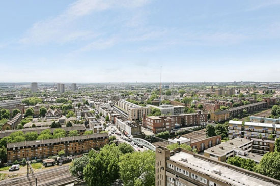 Airbnb find: Erno Goldfinger-designed Trellick Tower, London W10