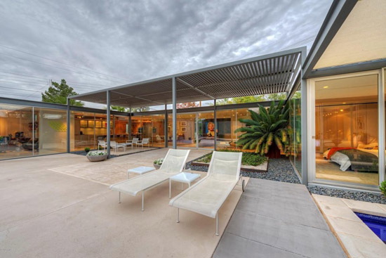 1960s Al Beadle-designed midcentury modern property in Phoenix, Arizona, USA