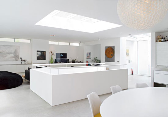Alex Michaelis-designed contemporary modernist property in London W10