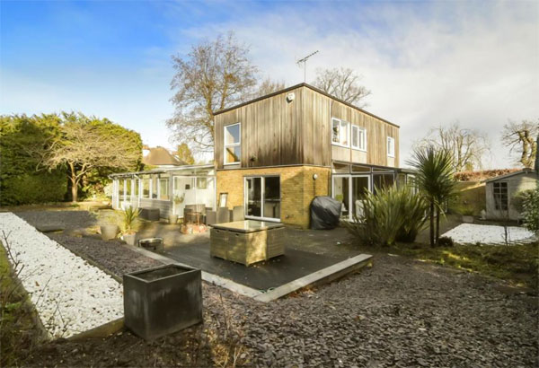 1950s modern house in Harpenden, Hertfordshire