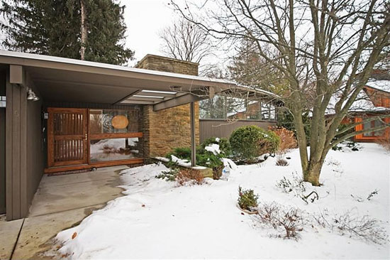 1950s George Brigham-designed midcentury modern property in Ann Arbor, Michigan, USA