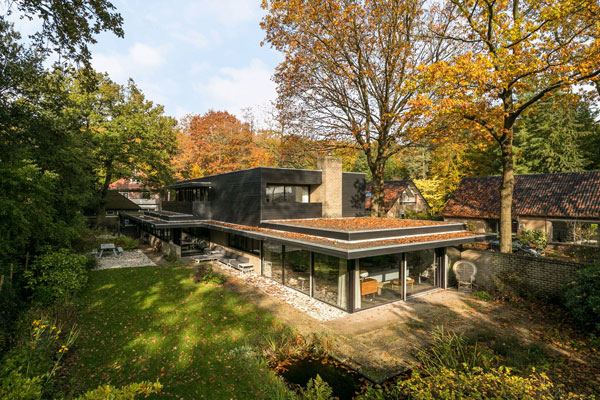 1970s modern house in Apeldoorn, Holland