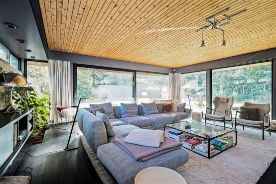 1970s modern house in Apeldoorn, Holland