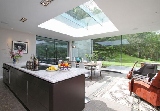 arch5 Archplan-designed contemporary modernist house in Farnham, Surrey