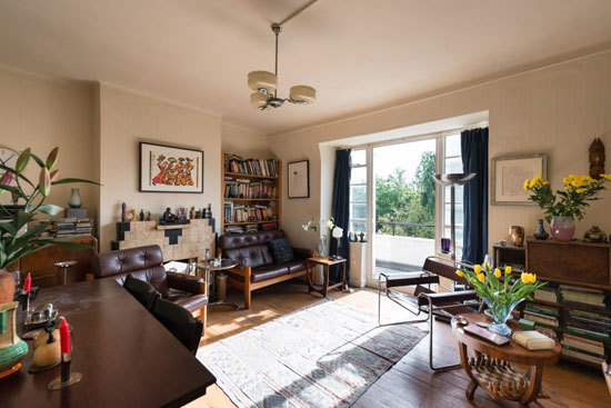 Apartment in the 1930s Howes and Jackman-designed art deco Clissold Court, London N4