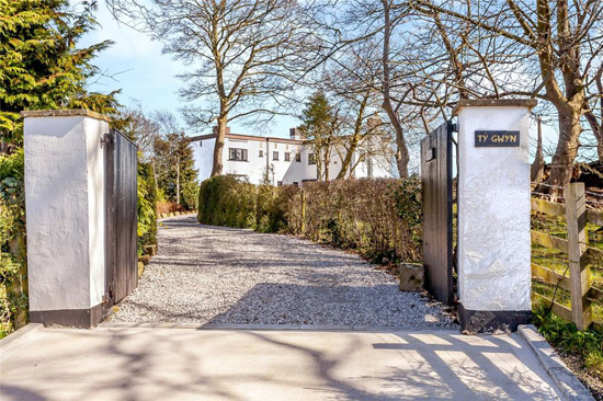 1930s art deco house in Oakenholt, Flintshire, North Wales