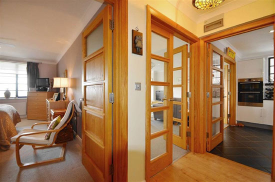 Two-bedroom art deco-style apartment in Leigh-On-Sea, Essex