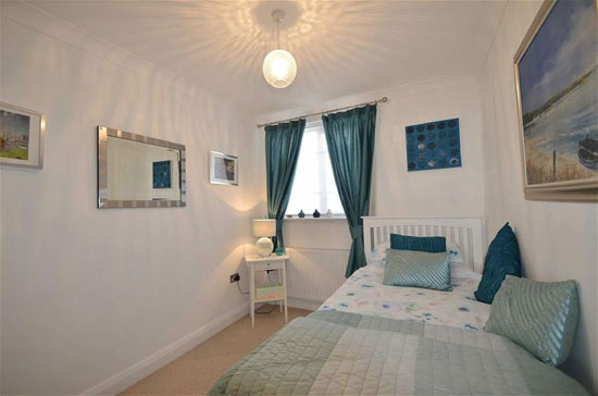 Two-bedroom art deco-style apartment in Leigh-On-Sea, Essex