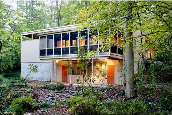 1950s midcentury modern property in Atlanta, Georgia, USA