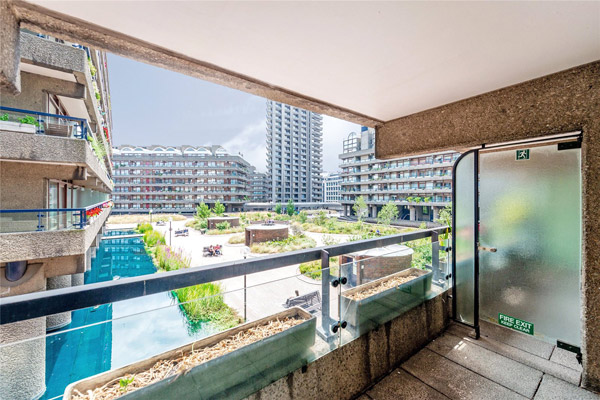 Apartment in Bunyan Court on the Barbican Estate, London EC2