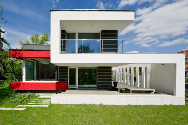 Airbnb find: Modernist house on the Danube, Budapest, Hungary