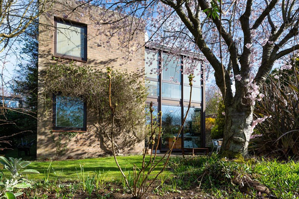 1960s modernist property in Broughty Ferry, near Dundee, Scotland